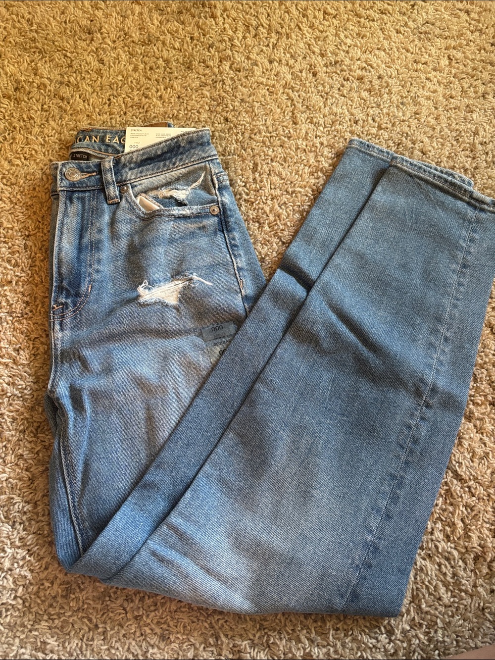 American Eagle Mom Straight Jean